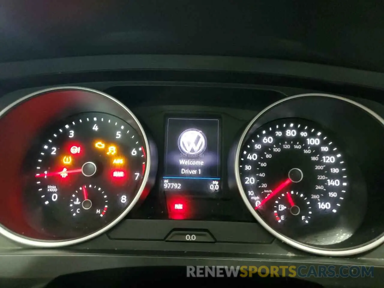 9 Photograph of a damaged car 3VV0B7AX2LM122621 VOLKSWAGEN TIGUAN 2020