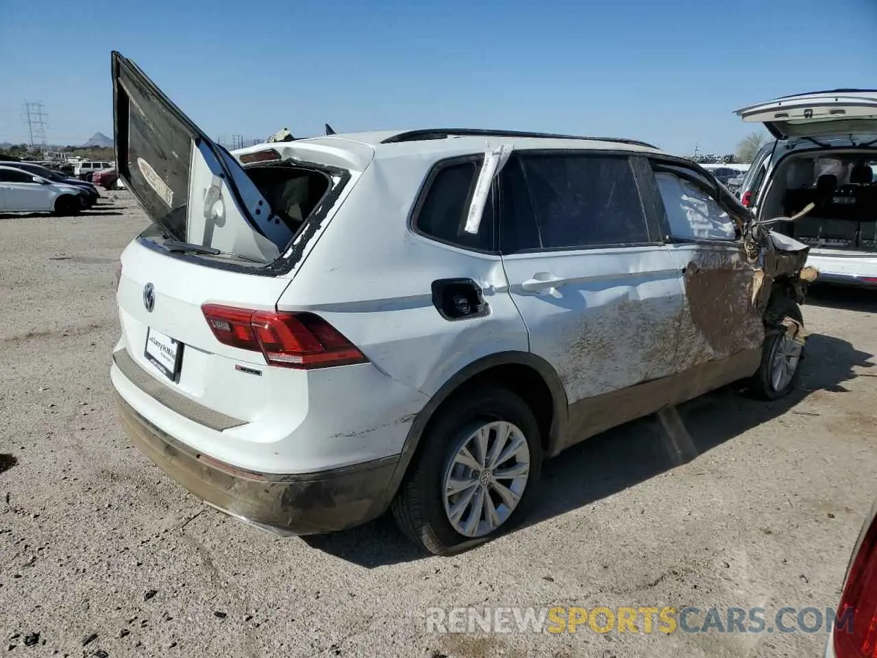3 Photograph of a damaged car 3VV0B7AX4LM020785 VOLKSWAGEN TIGUAN 2020