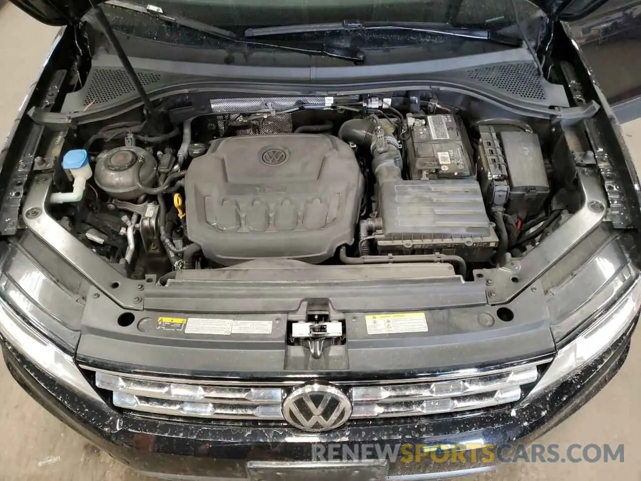 12 Photograph of a damaged car 3VV0B7AX5LM161512 VOLKSWAGEN TIGUAN 2020