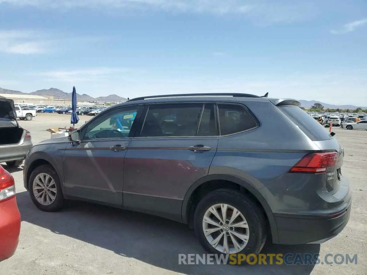 2 Photograph of a damaged car 3VV0B7AX8LM025049 VOLKSWAGEN TIGUAN 2020