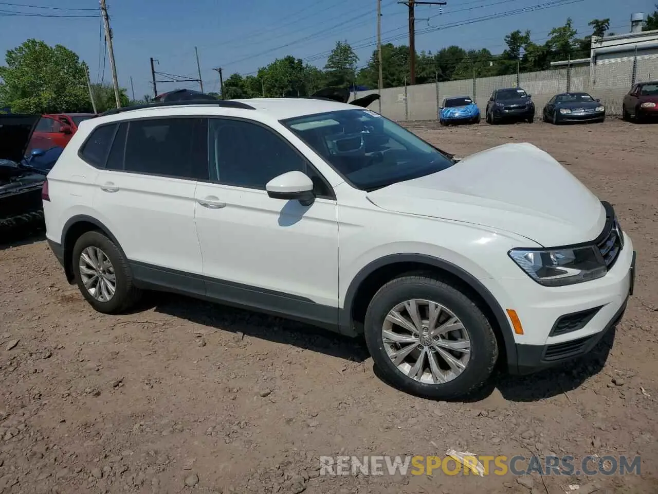 4 Photograph of a damaged car 3VV0B7AXXLM030852 VOLKSWAGEN TIGUAN 2020