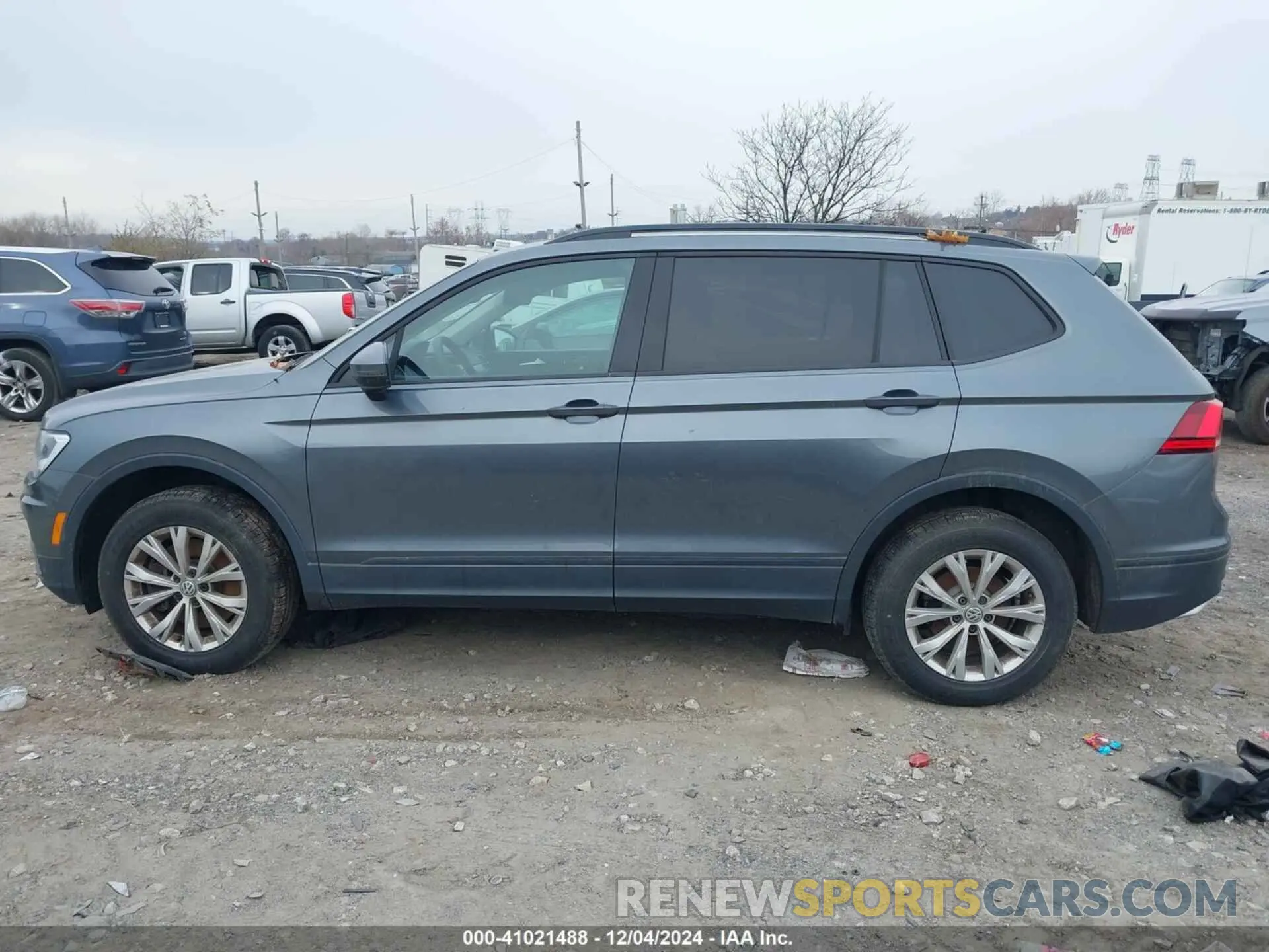 14 Photograph of a damaged car 3VV0B7AXXLM172960 VOLKSWAGEN TIGUAN 2020