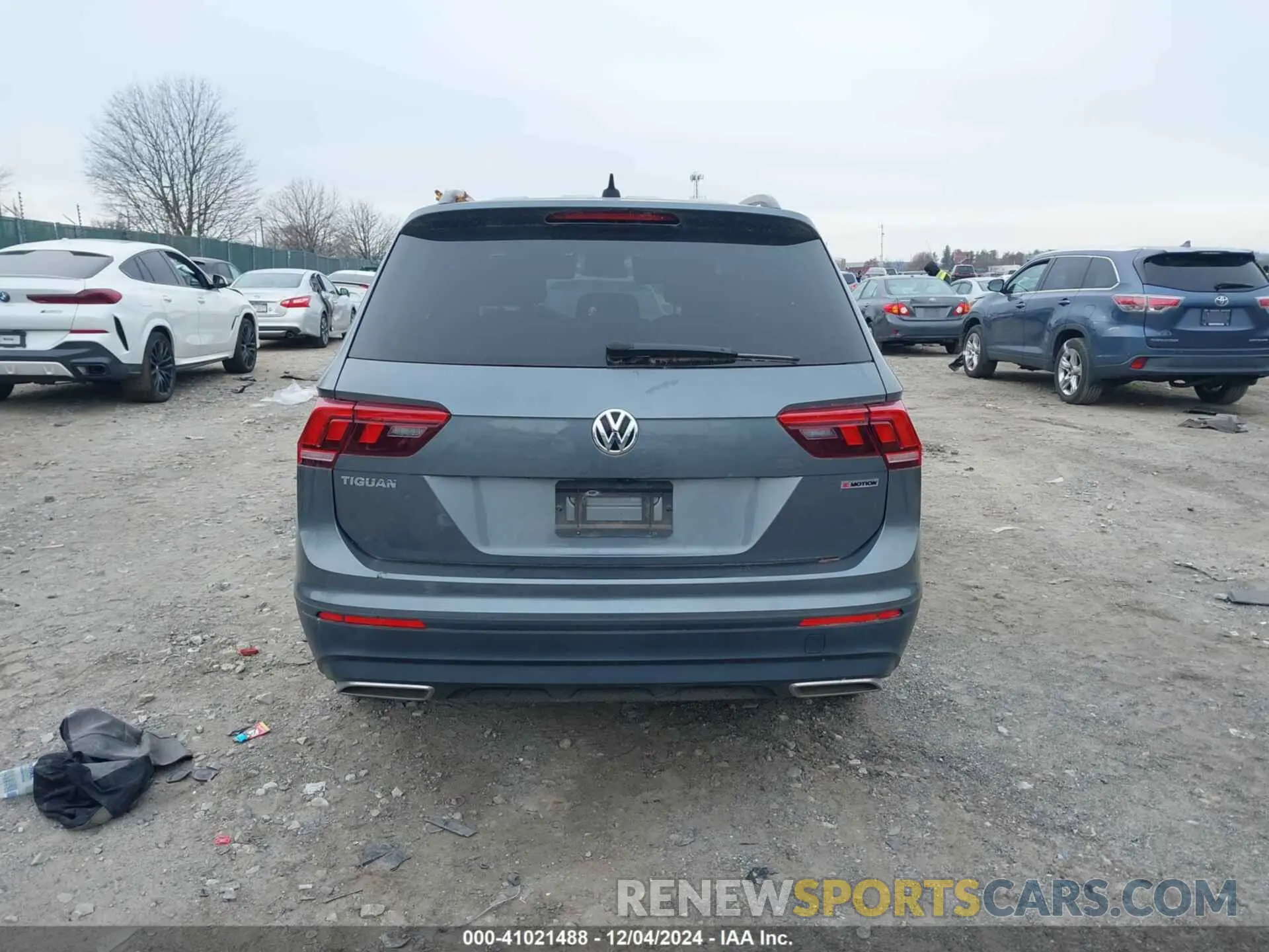 16 Photograph of a damaged car 3VV0B7AXXLM172960 VOLKSWAGEN TIGUAN 2020