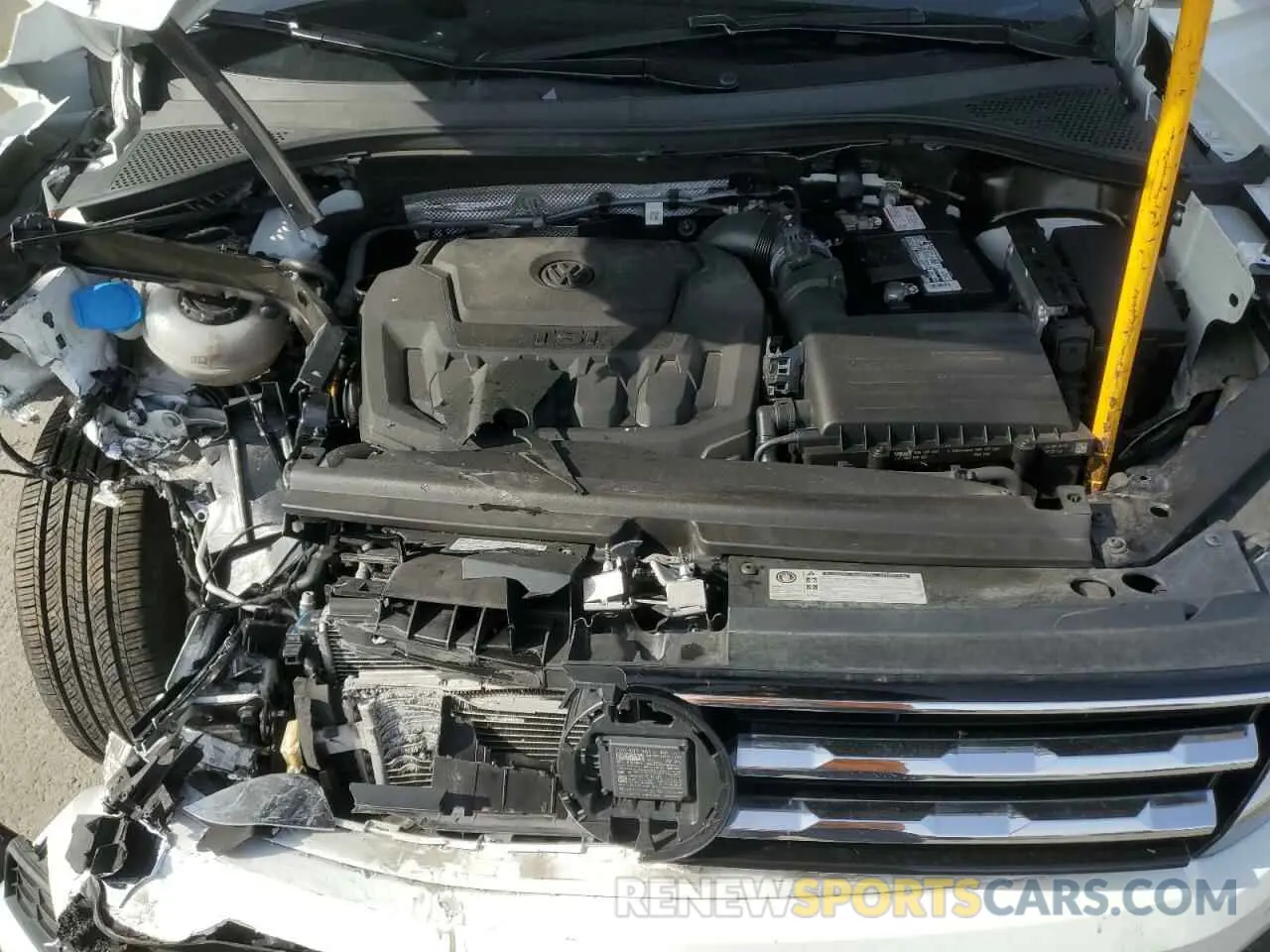 14 Photograph of a damaged car 3VV1B7AX0LM010890 VOLKSWAGEN TIGUAN 2020