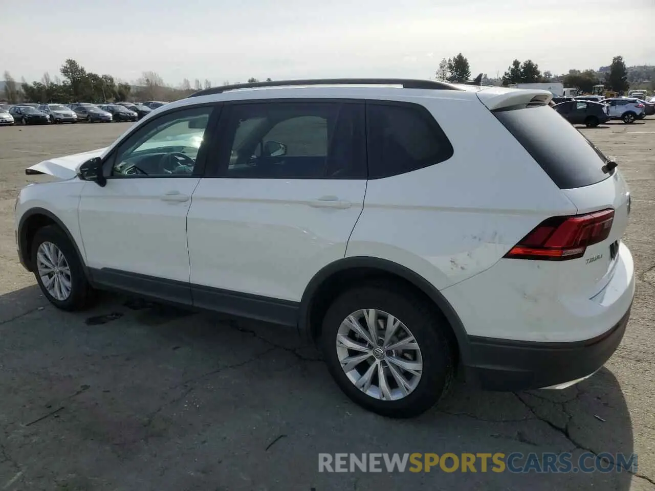 2 Photograph of a damaged car 3VV1B7AX0LM010890 VOLKSWAGEN TIGUAN 2020