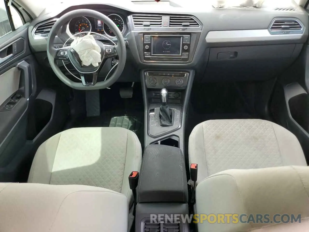 8 Photograph of a damaged car 3VV1B7AX0LM179145 VOLKSWAGEN TIGUAN 2020