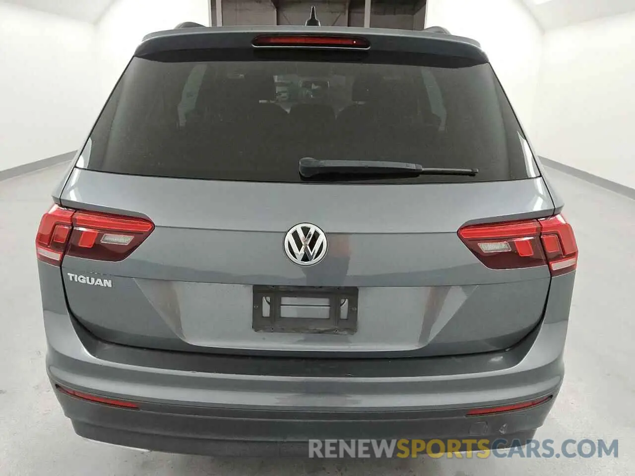6 Photograph of a damaged car 3VV1B7AX3LM004887 VOLKSWAGEN TIGUAN 2020