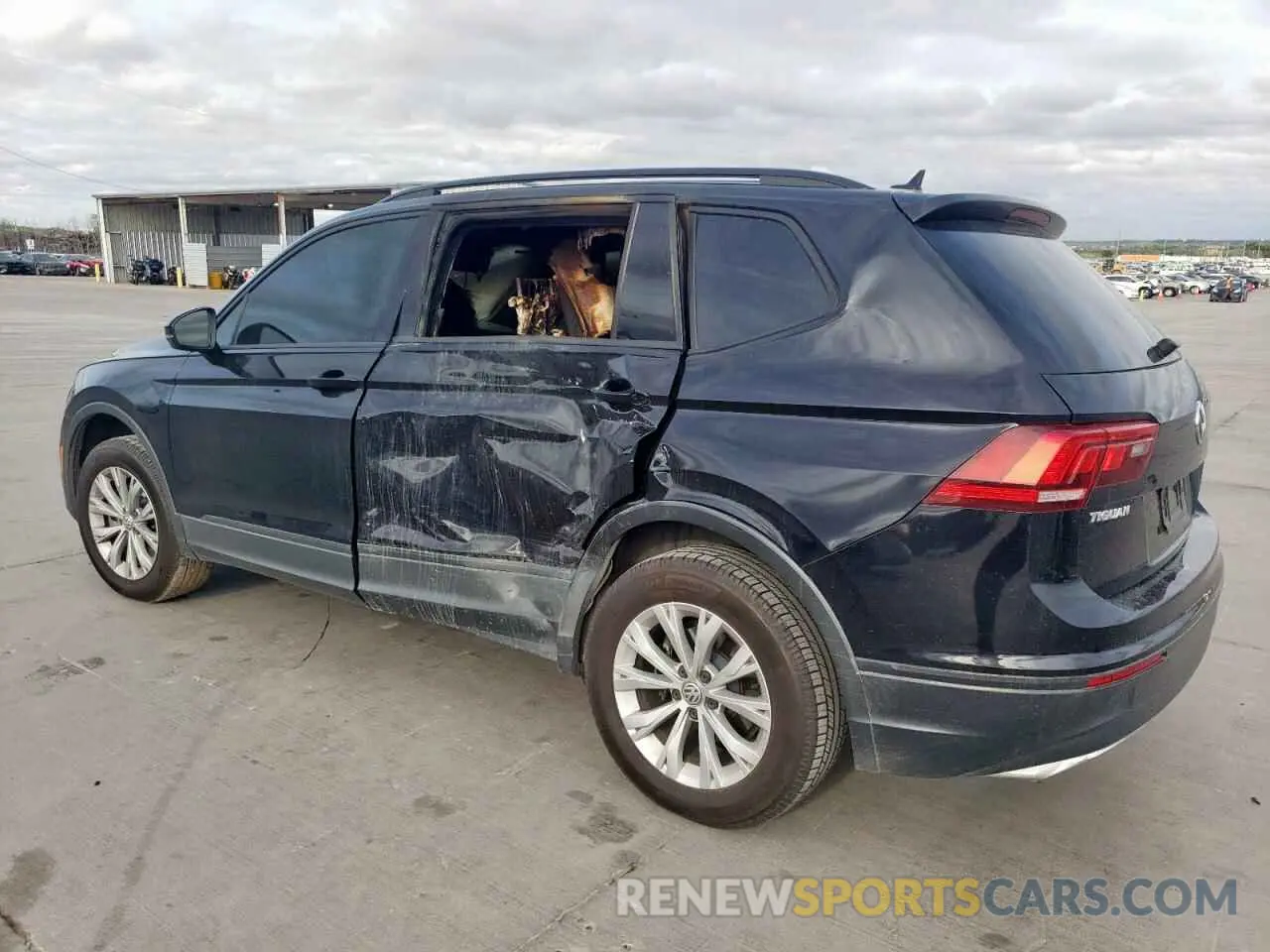 2 Photograph of a damaged car 3VV1B7AX3LM071389 VOLKSWAGEN TIGUAN 2020