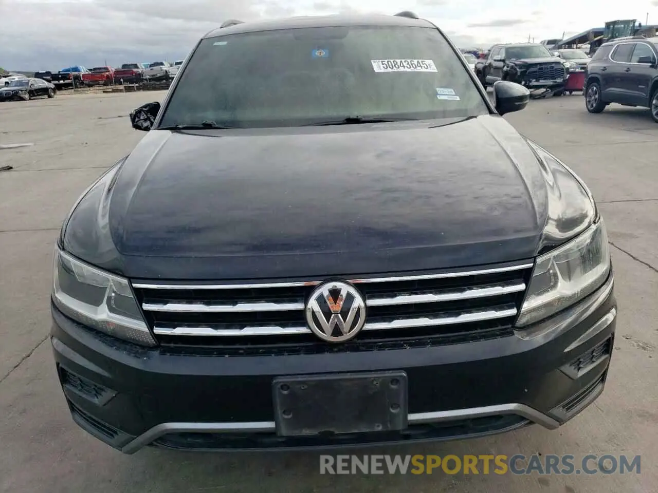 5 Photograph of a damaged car 3VV1B7AX3LM071389 VOLKSWAGEN TIGUAN 2020