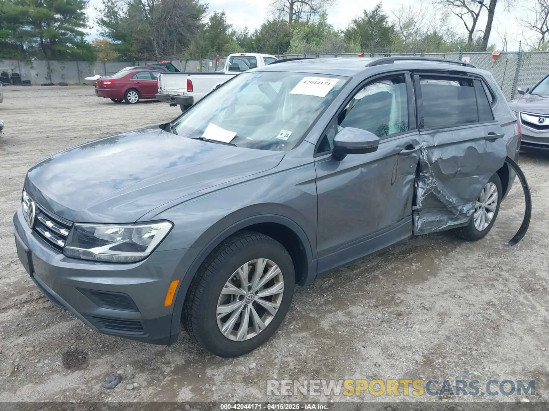 2 Photograph of a damaged car 3VV1B7AX3LM103449 VOLKSWAGEN TIGUAN 2020