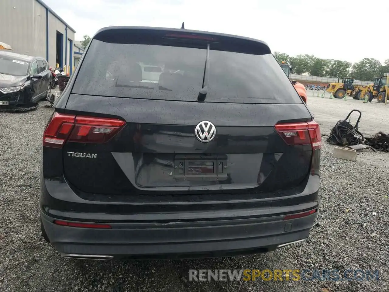 6 Photograph of a damaged car 3VV1B7AX3LM110689 VOLKSWAGEN TIGUAN 2020