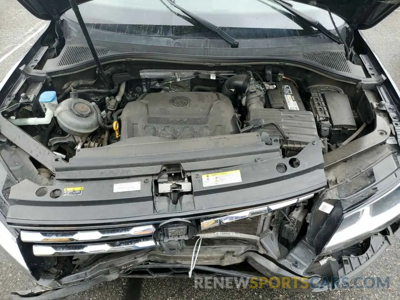 11 Photograph of a damaged car 3VV1B7AX3LM161092 VOLKSWAGEN TIGUAN 2020