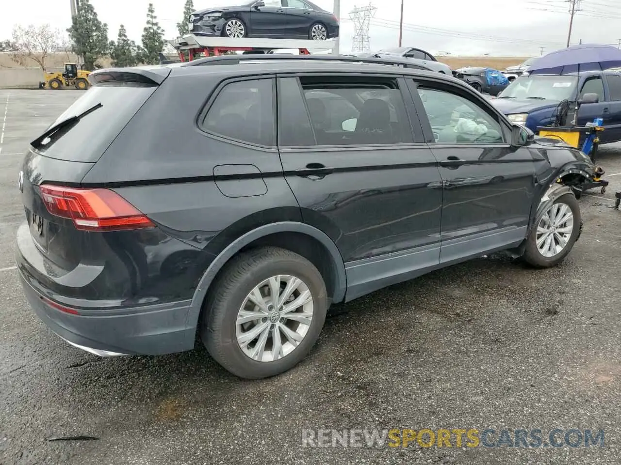 3 Photograph of a damaged car 3VV1B7AX3LM161092 VOLKSWAGEN TIGUAN 2020