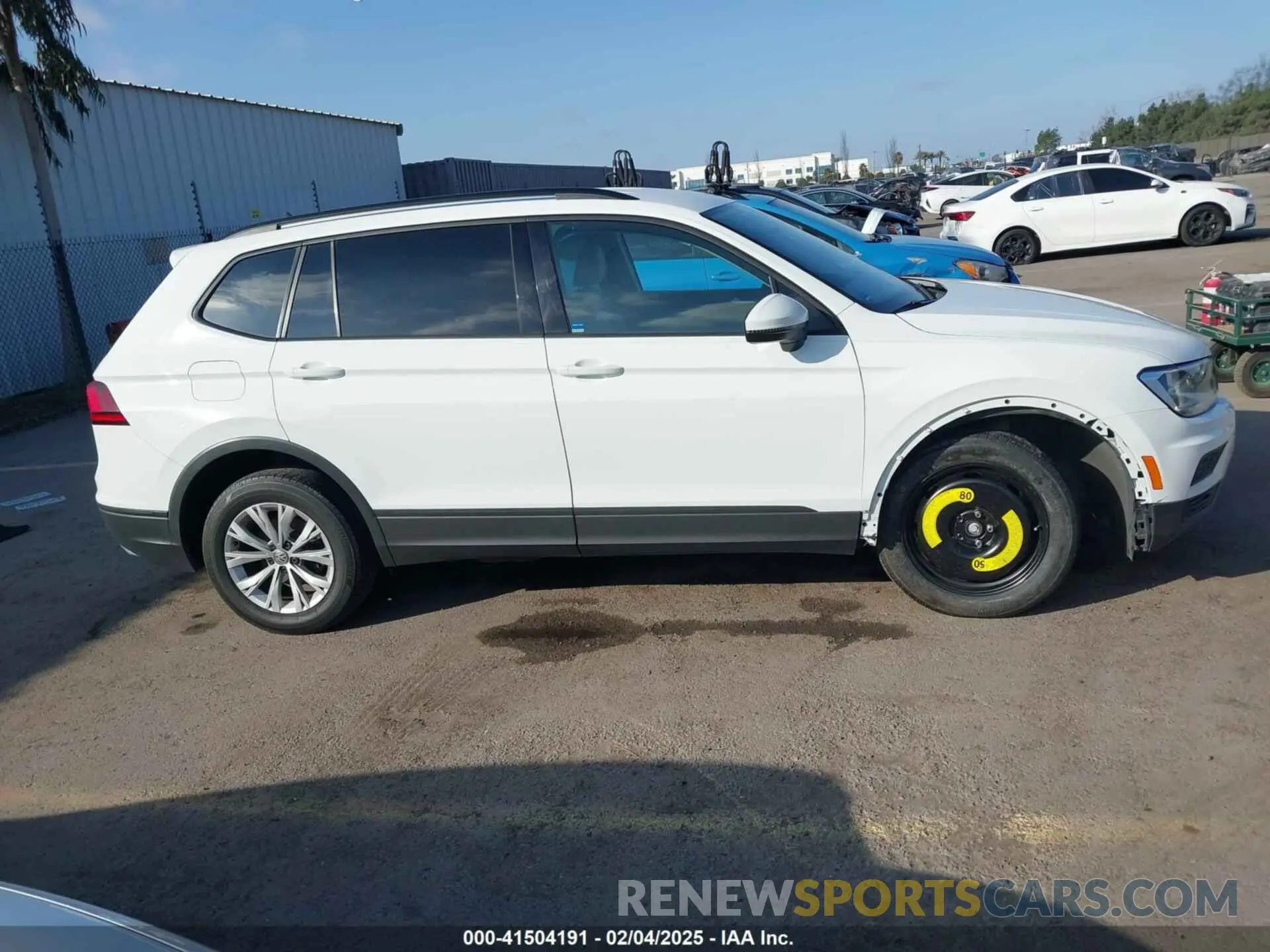14 Photograph of a damaged car 3VV1B7AX4LM098567 VOLKSWAGEN TIGUAN 2020