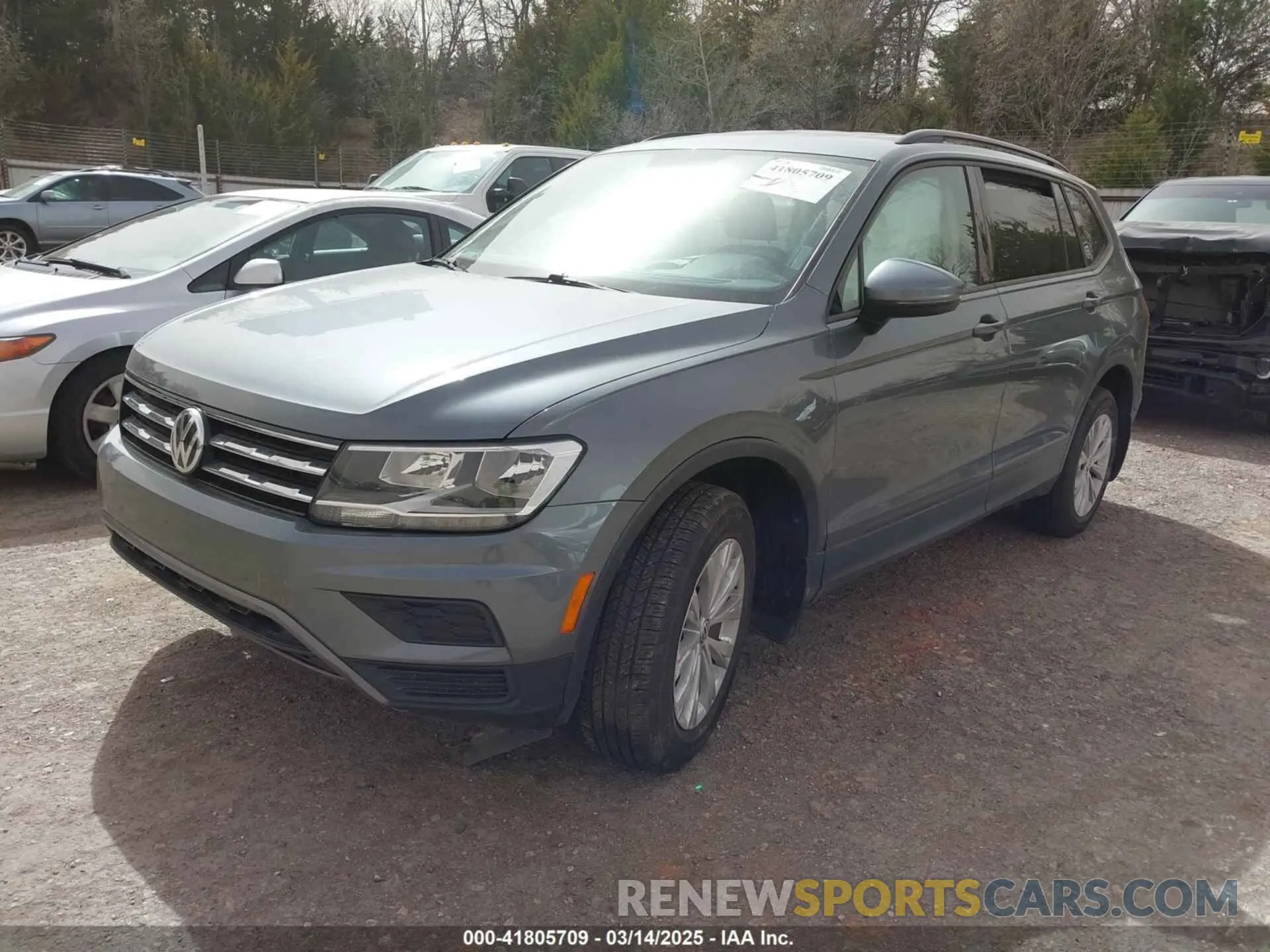 2 Photograph of a damaged car 3VV1B7AX5LM159943 VOLKSWAGEN TIGUAN 2020