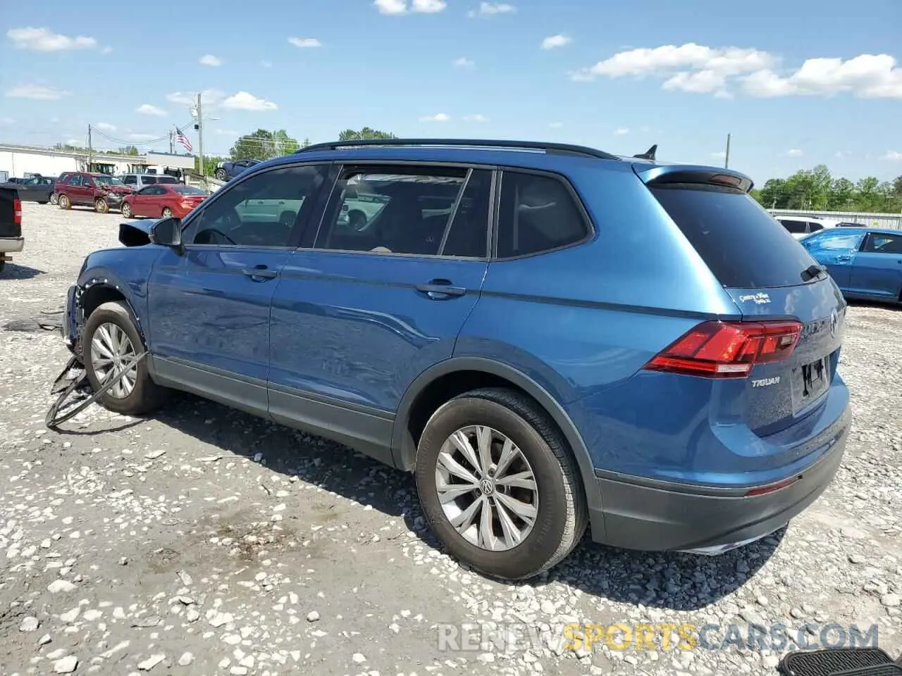 2 Photograph of a damaged car 3VV1B7AX6LM137823 VOLKSWAGEN TIGUAN 2020