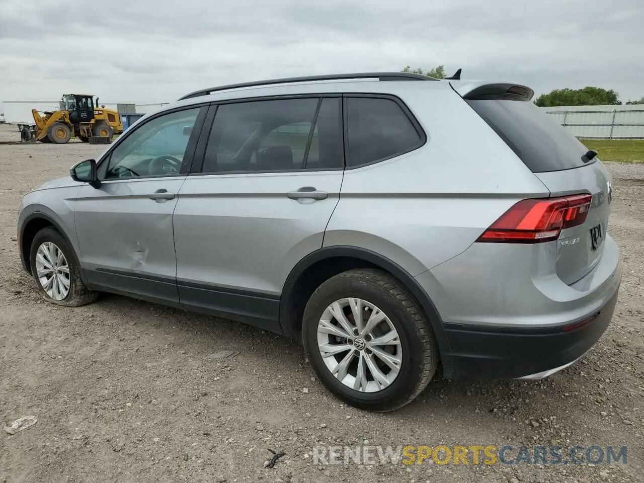 2 Photograph of a damaged car 3VV1B7AX7LM056815 VOLKSWAGEN TIGUAN 2020