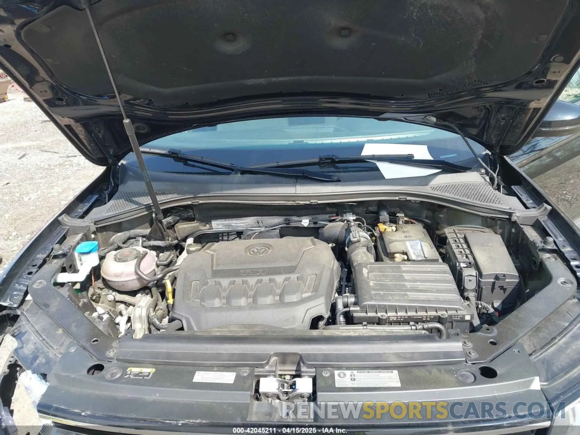 10 Photograph of a damaged car 3VV1B7AX7LM058984 VOLKSWAGEN TIGUAN 2020