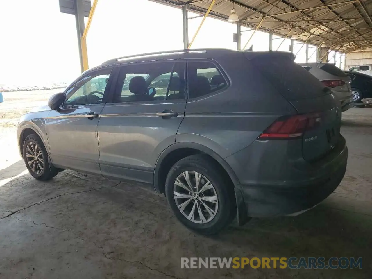 2 Photograph of a damaged car 3VV1B7AX7LM103728 VOLKSWAGEN TIGUAN 2020