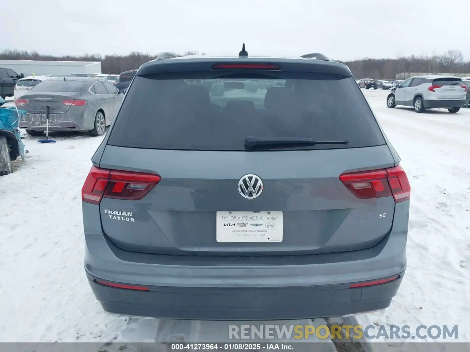 16 Photograph of a damaged car 3VV1B7AX9LM084390 VOLKSWAGEN TIGUAN 2020