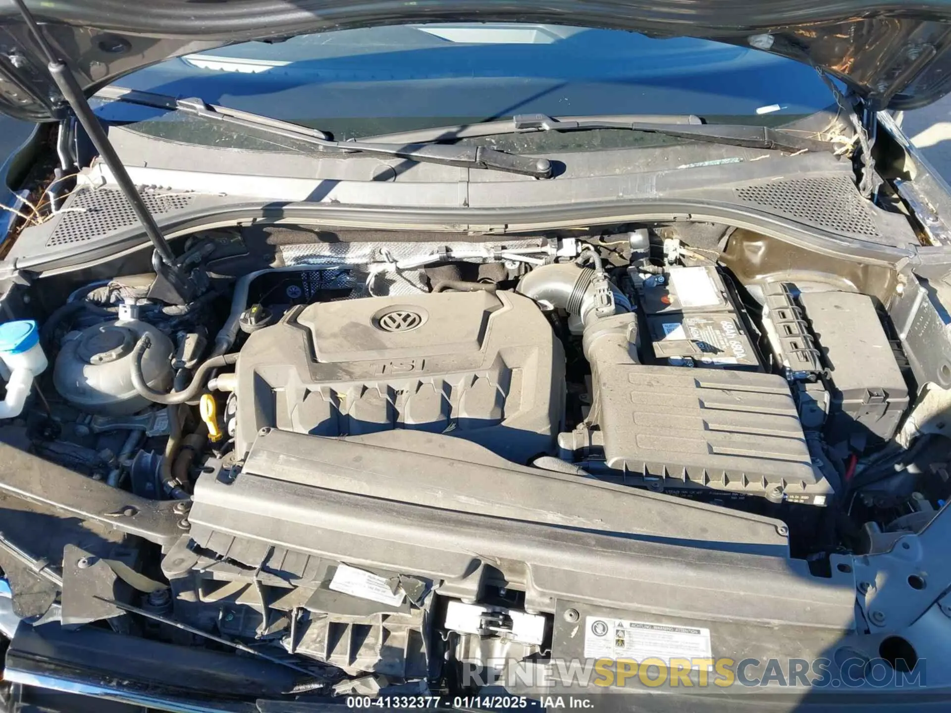 10 Photograph of a damaged car 3VV1B7AX9LM108509 VOLKSWAGEN TIGUAN 2020