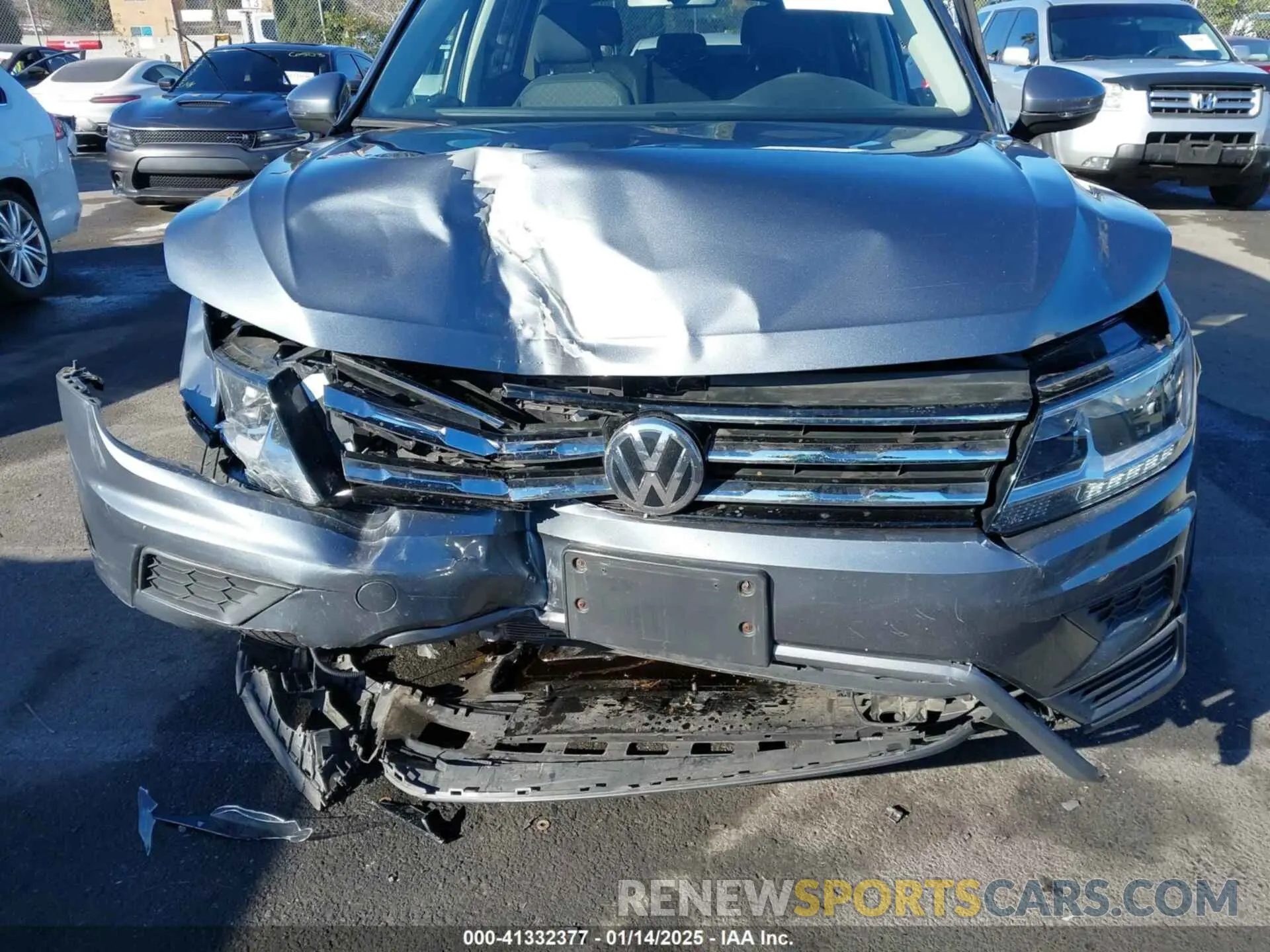 6 Photograph of a damaged car 3VV1B7AX9LM108509 VOLKSWAGEN TIGUAN 2020