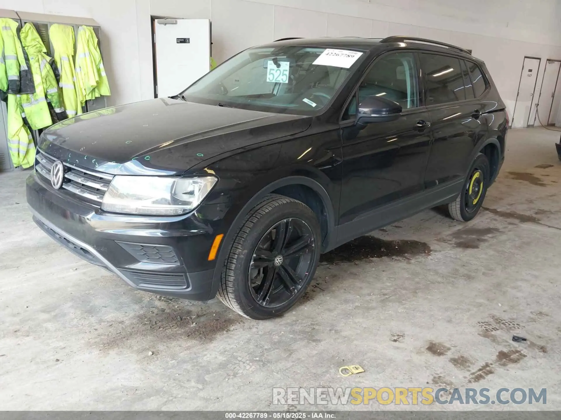 2 Photograph of a damaged car 3VV1B7AX9LM177409 VOLKSWAGEN TIGUAN 2020