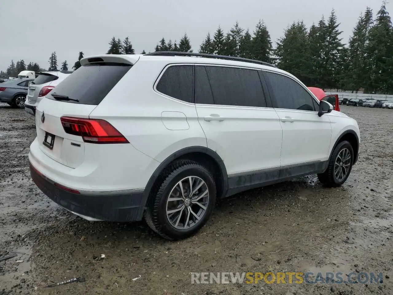 3 Photograph of a damaged car 3VV2B7AX0LM066834 VOLKSWAGEN TIGUAN 2020