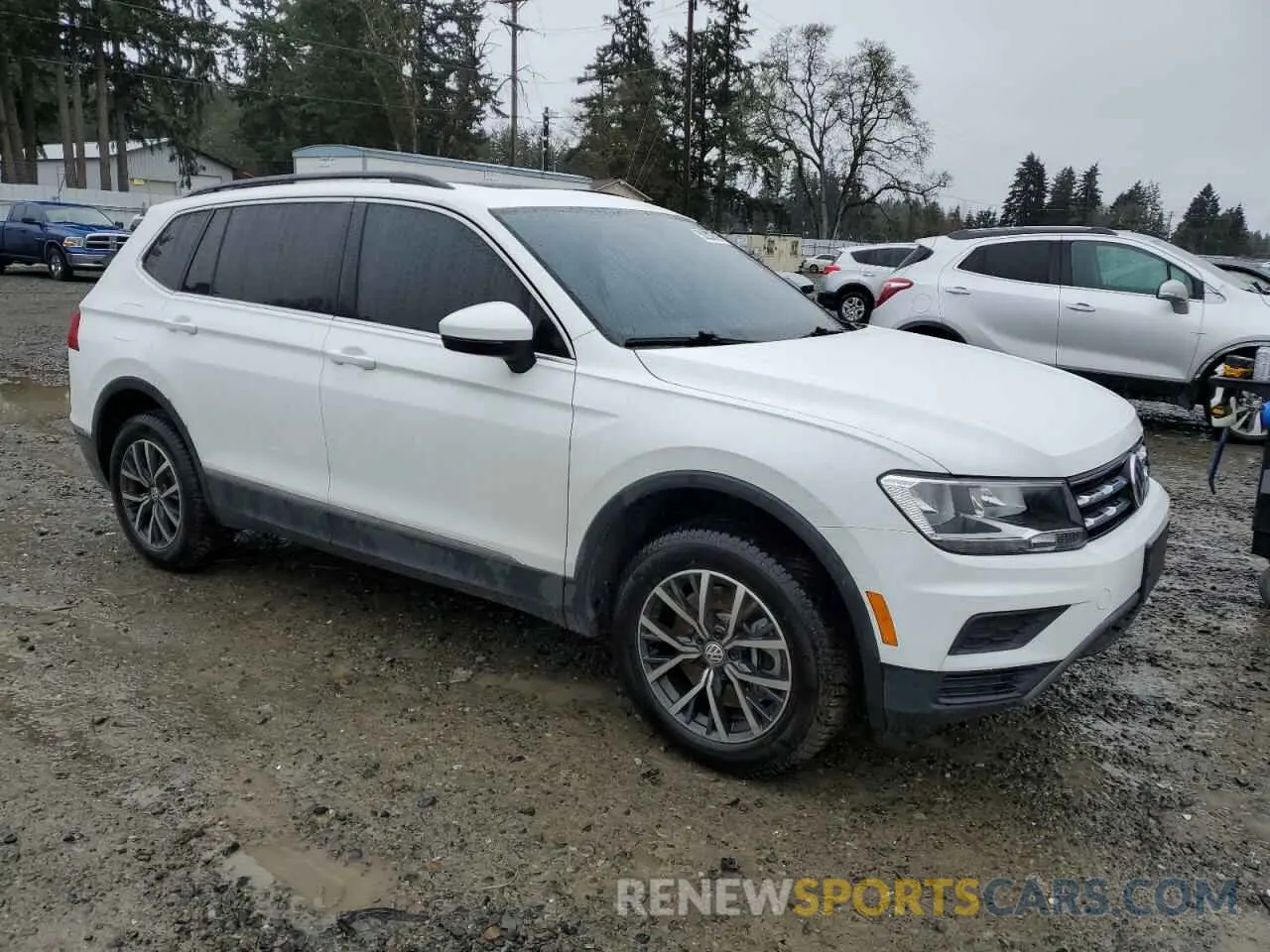4 Photograph of a damaged car 3VV2B7AX0LM066834 VOLKSWAGEN TIGUAN 2020