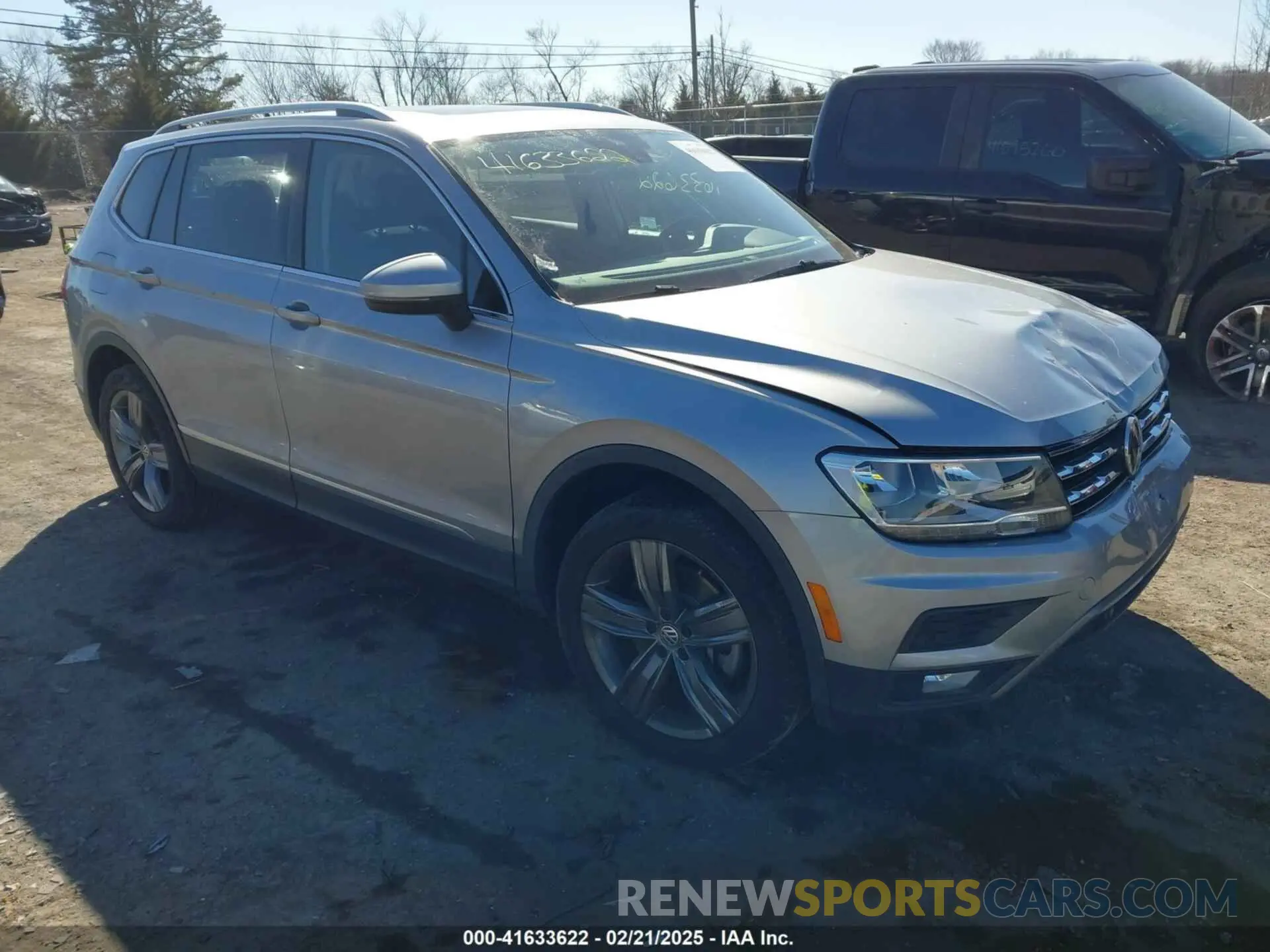 1 Photograph of a damaged car 3VV2B7AX0LM141970 VOLKSWAGEN TIGUAN 2020