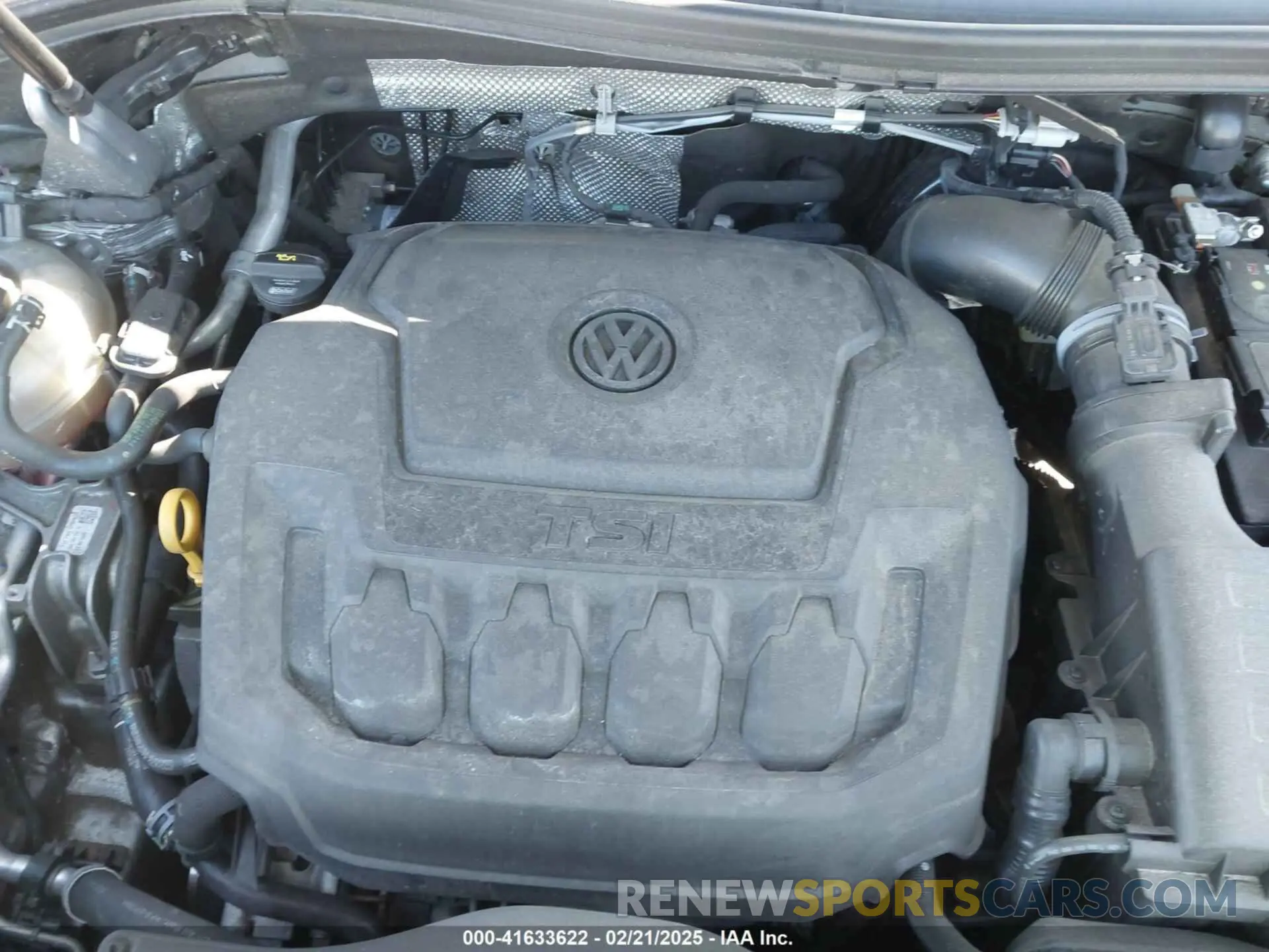 10 Photograph of a damaged car 3VV2B7AX0LM141970 VOLKSWAGEN TIGUAN 2020