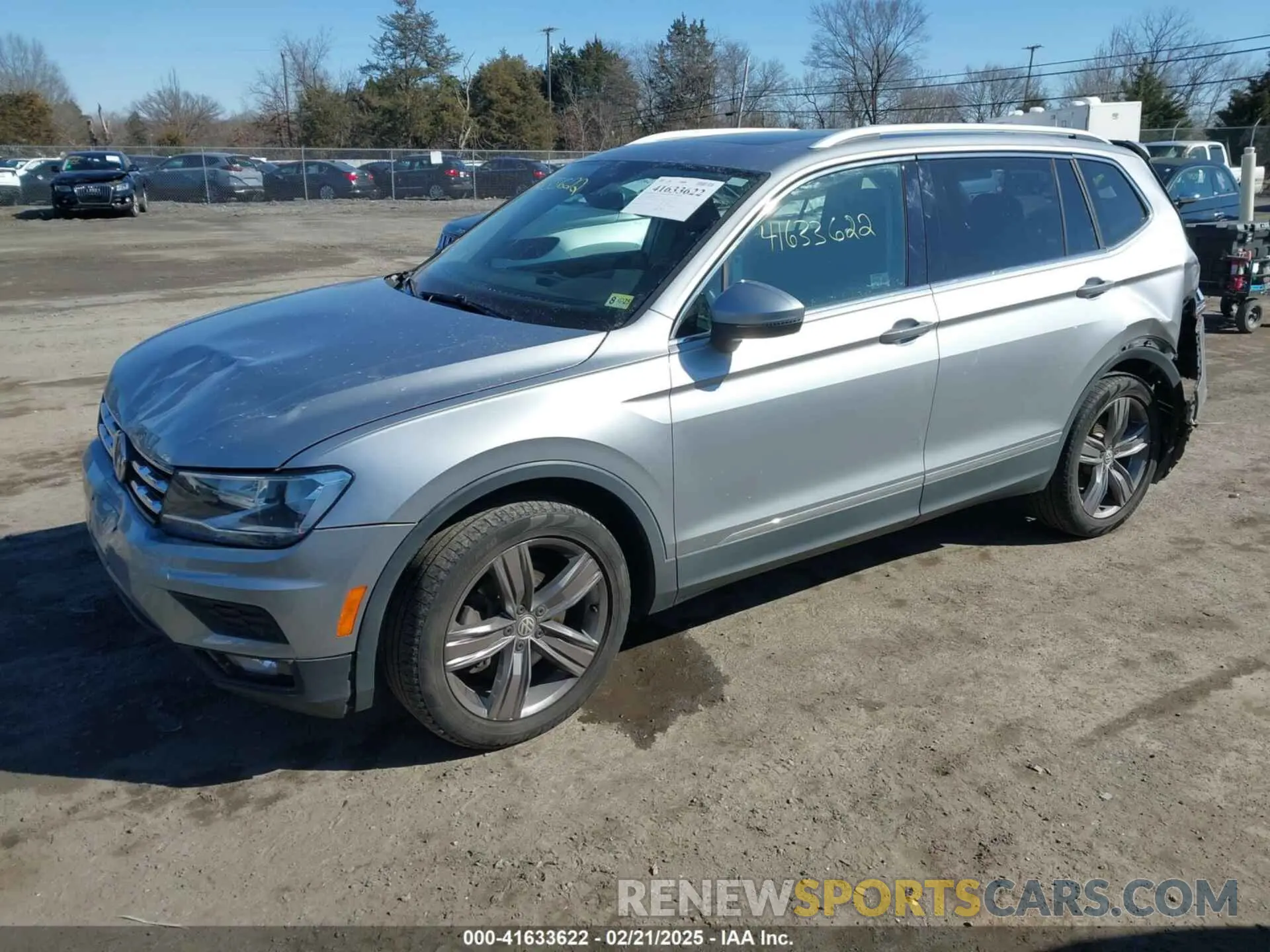 2 Photograph of a damaged car 3VV2B7AX0LM141970 VOLKSWAGEN TIGUAN 2020