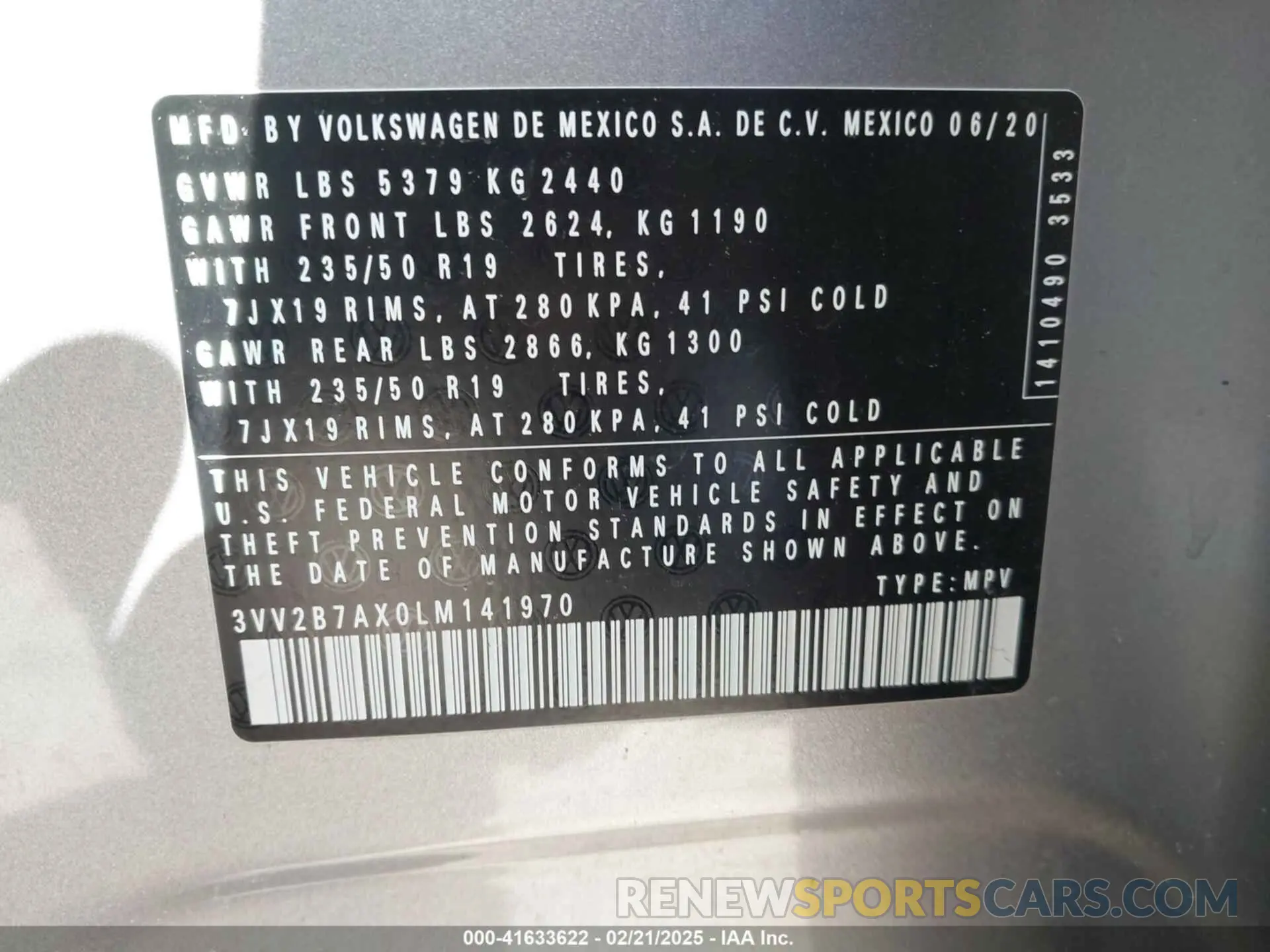 9 Photograph of a damaged car 3VV2B7AX0LM141970 VOLKSWAGEN TIGUAN 2020