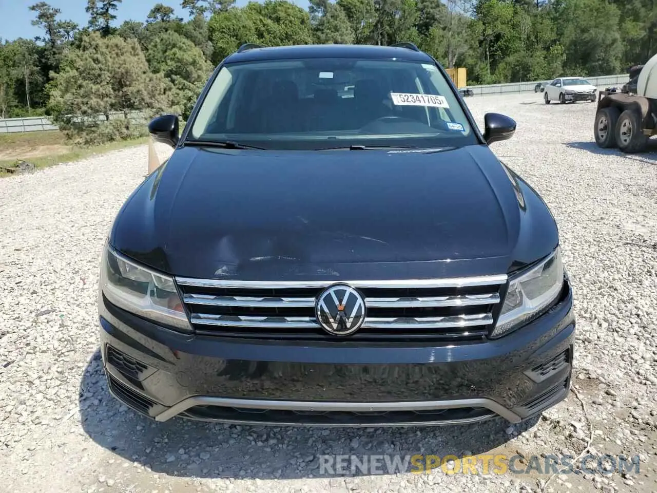 5 Photograph of a damaged car 3VV2B7AX1LM017917 VOLKSWAGEN TIGUAN 2020