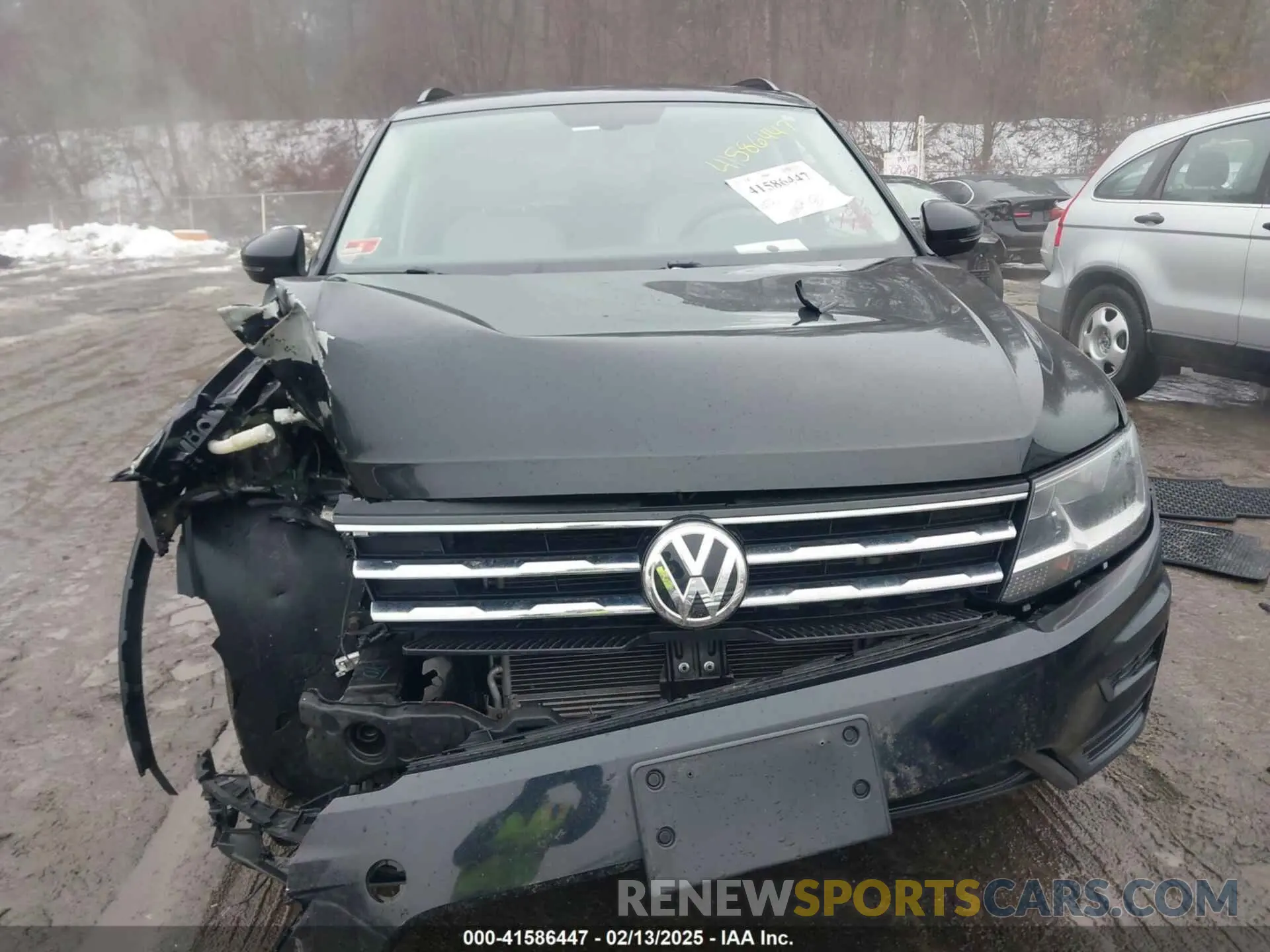 12 Photograph of a damaged car 3VV2B7AX1LM033714 VOLKSWAGEN TIGUAN 2020