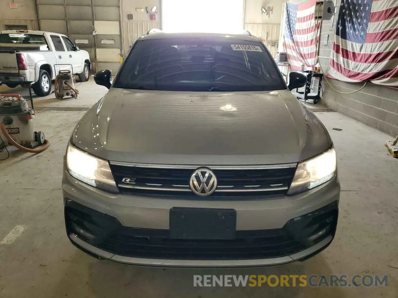 5 Photograph of a damaged car 3VV2B7AX1LM131674 VOLKSWAGEN TIGUAN 2020