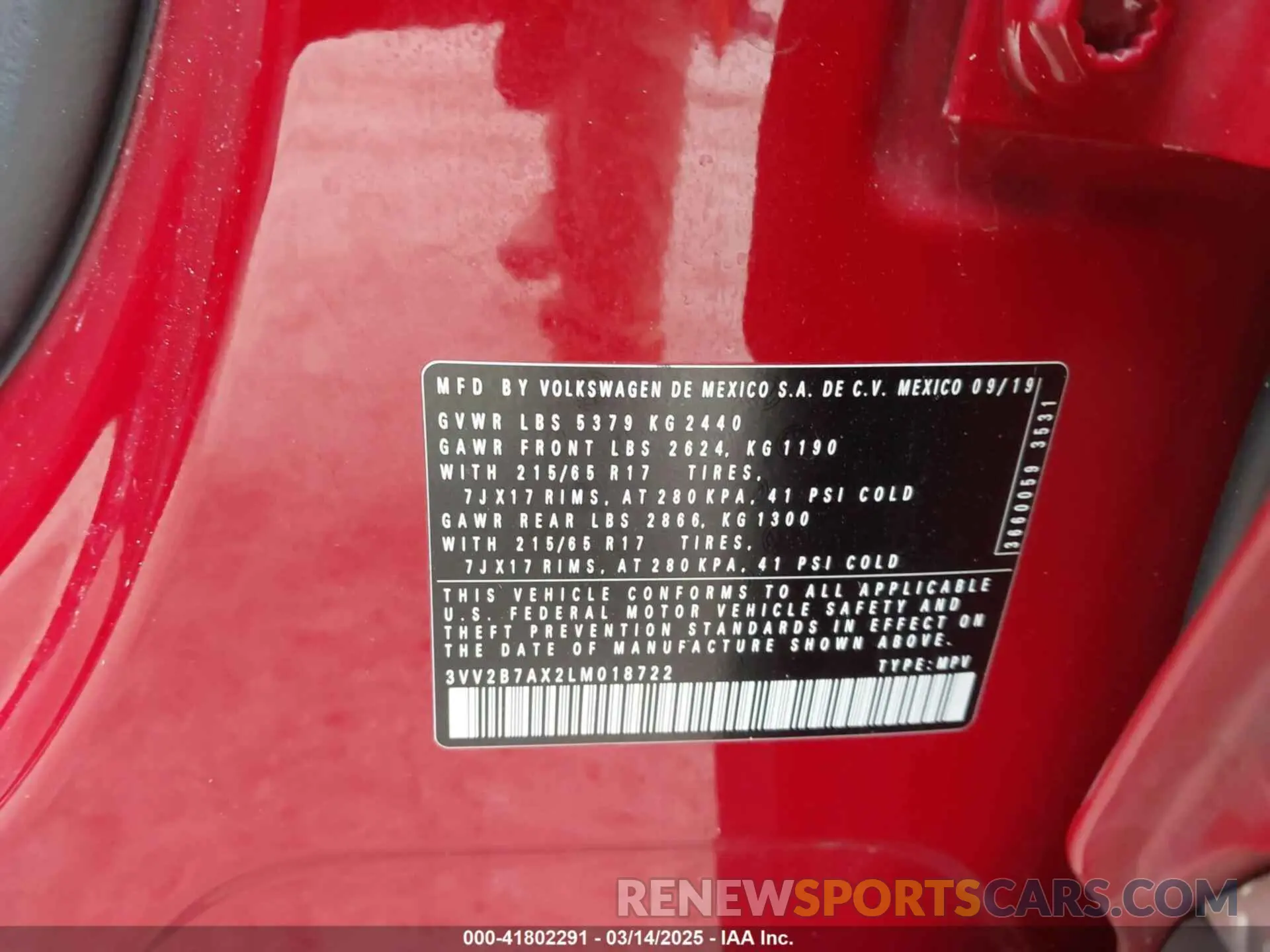 9 Photograph of a damaged car 3VV2B7AX2LM018722 VOLKSWAGEN TIGUAN 2020