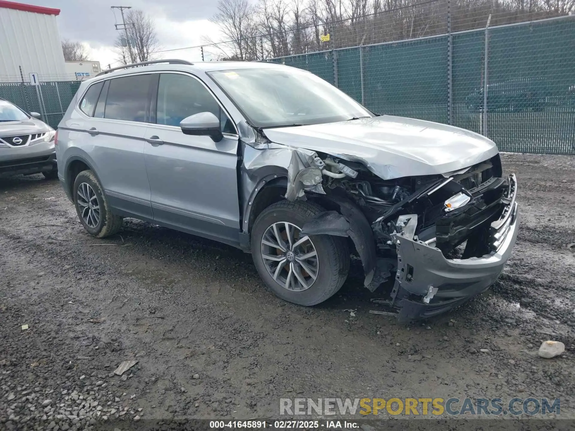 1 Photograph of a damaged car 3VV2B7AX2LM042731 VOLKSWAGEN TIGUAN 2020