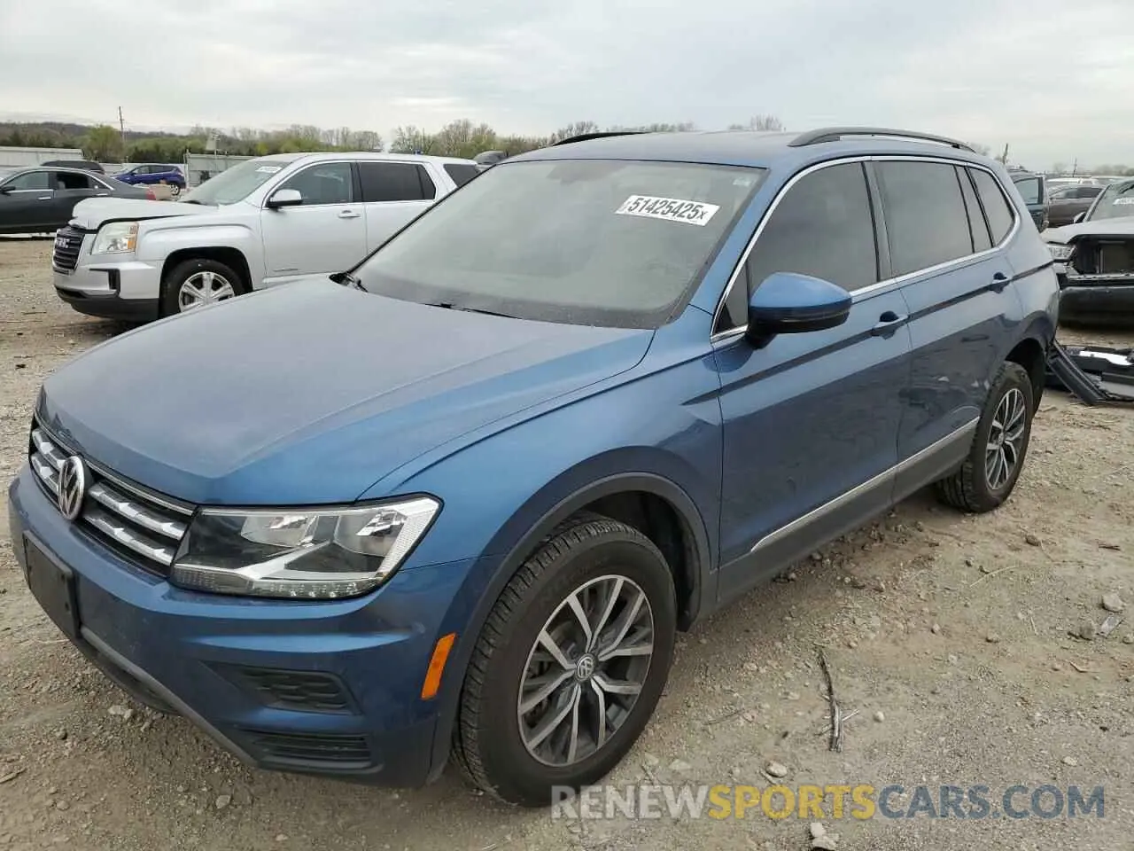 1 Photograph of a damaged car 3VV2B7AX2LM082646 VOLKSWAGEN TIGUAN 2020