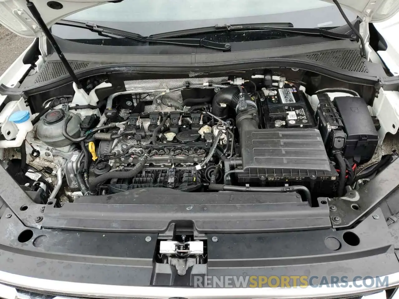 12 Photograph of a damaged car 3VV2B7AX2LM179152 VOLKSWAGEN TIGUAN 2020