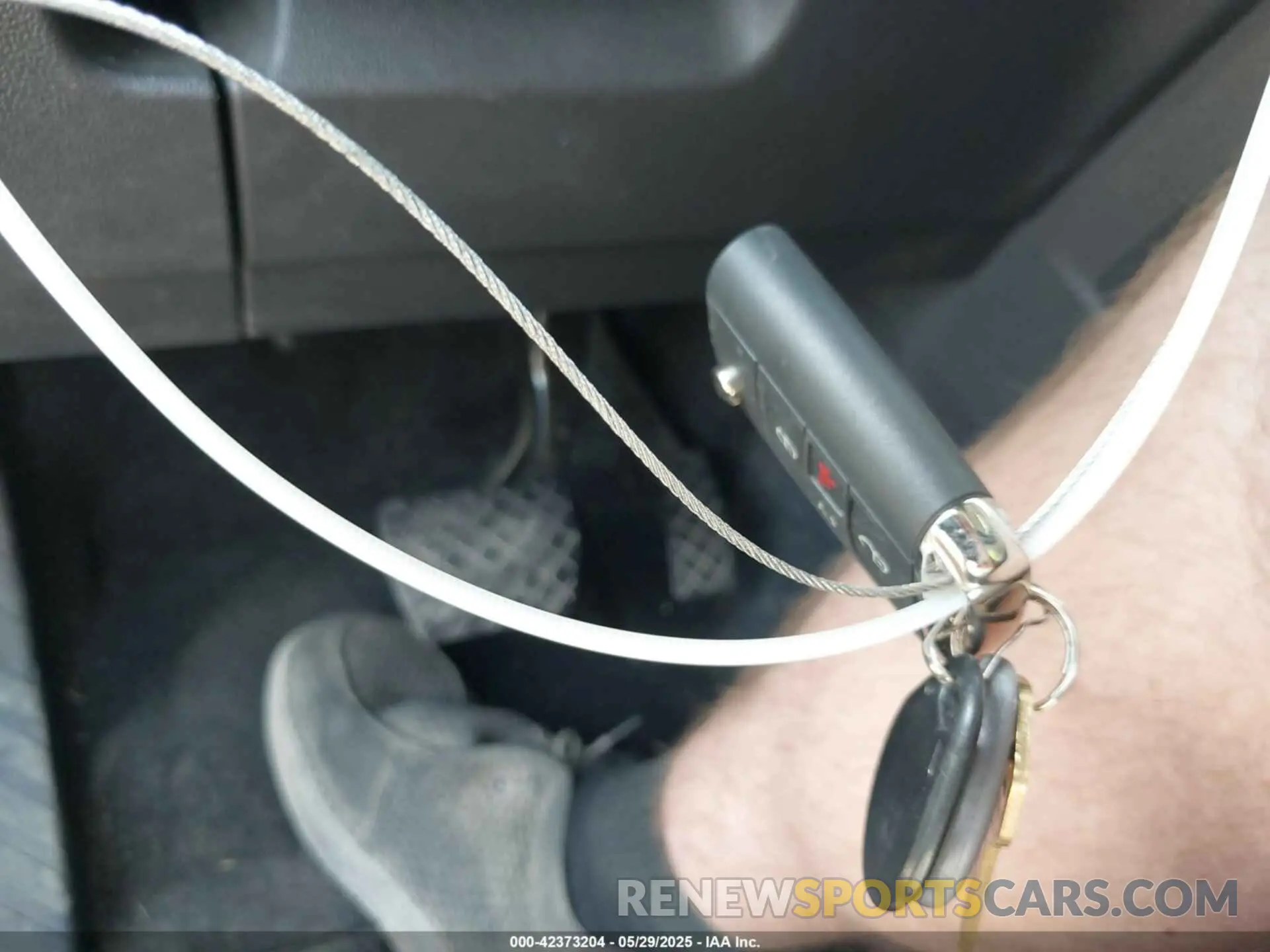 11 Photograph of a damaged car 3VV2B7AX3LM053852 VOLKSWAGEN TIGUAN 2020