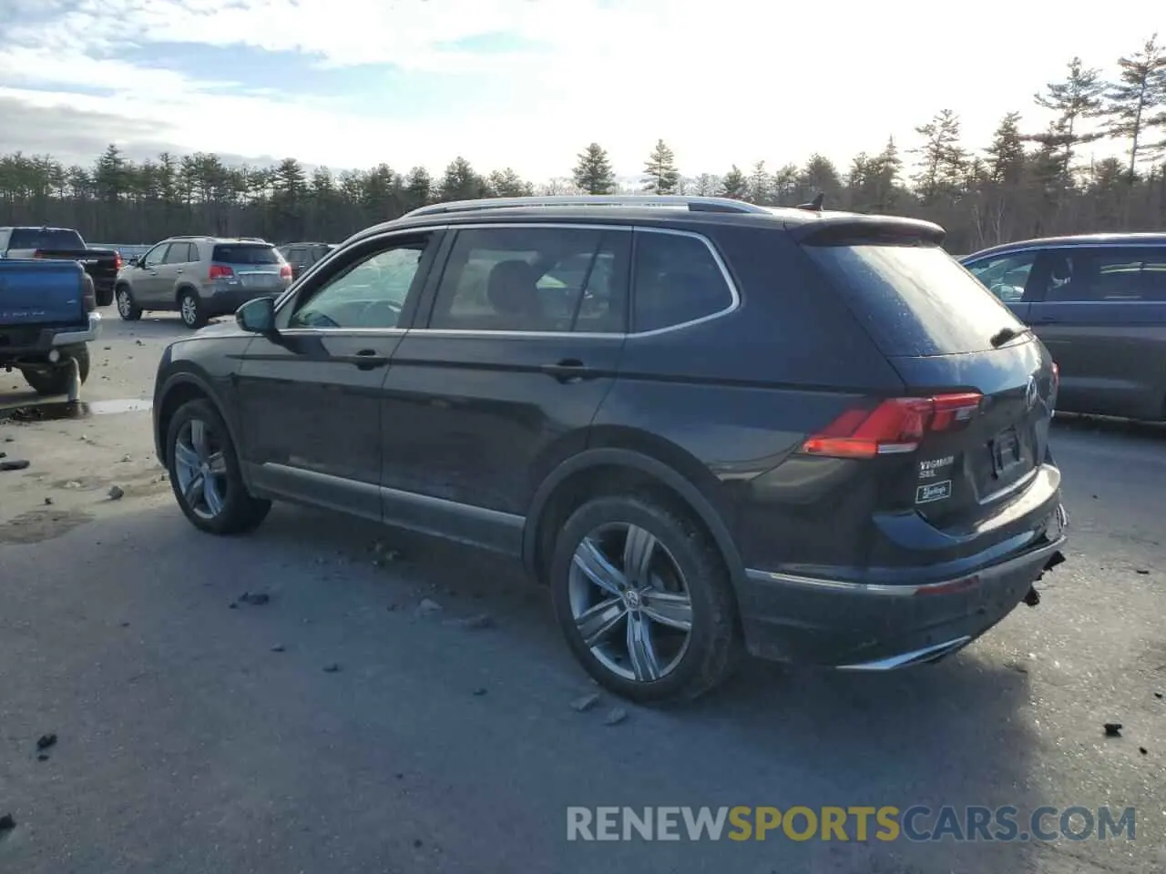 2 Photograph of a damaged car 3VV2B7AX3LM078721 VOLKSWAGEN TIGUAN 2020