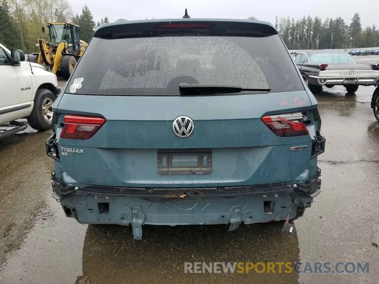 6 Photograph of a damaged car 3VV2B7AX4LM005342 VOLKSWAGEN TIGUAN 2020