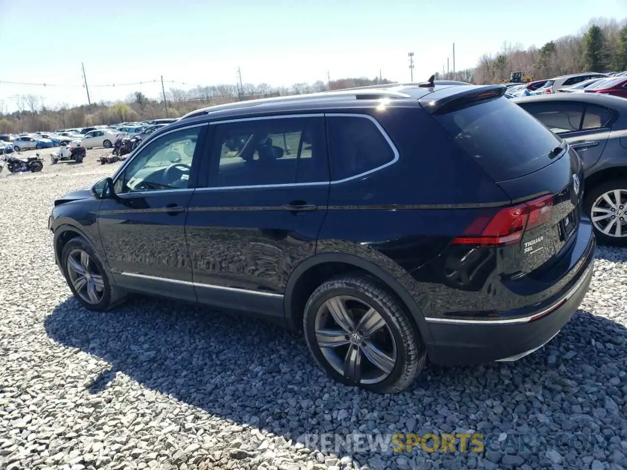 2 Photograph of a damaged car 3VV2B7AX4LM180870 VOLKSWAGEN TIGUAN 2020