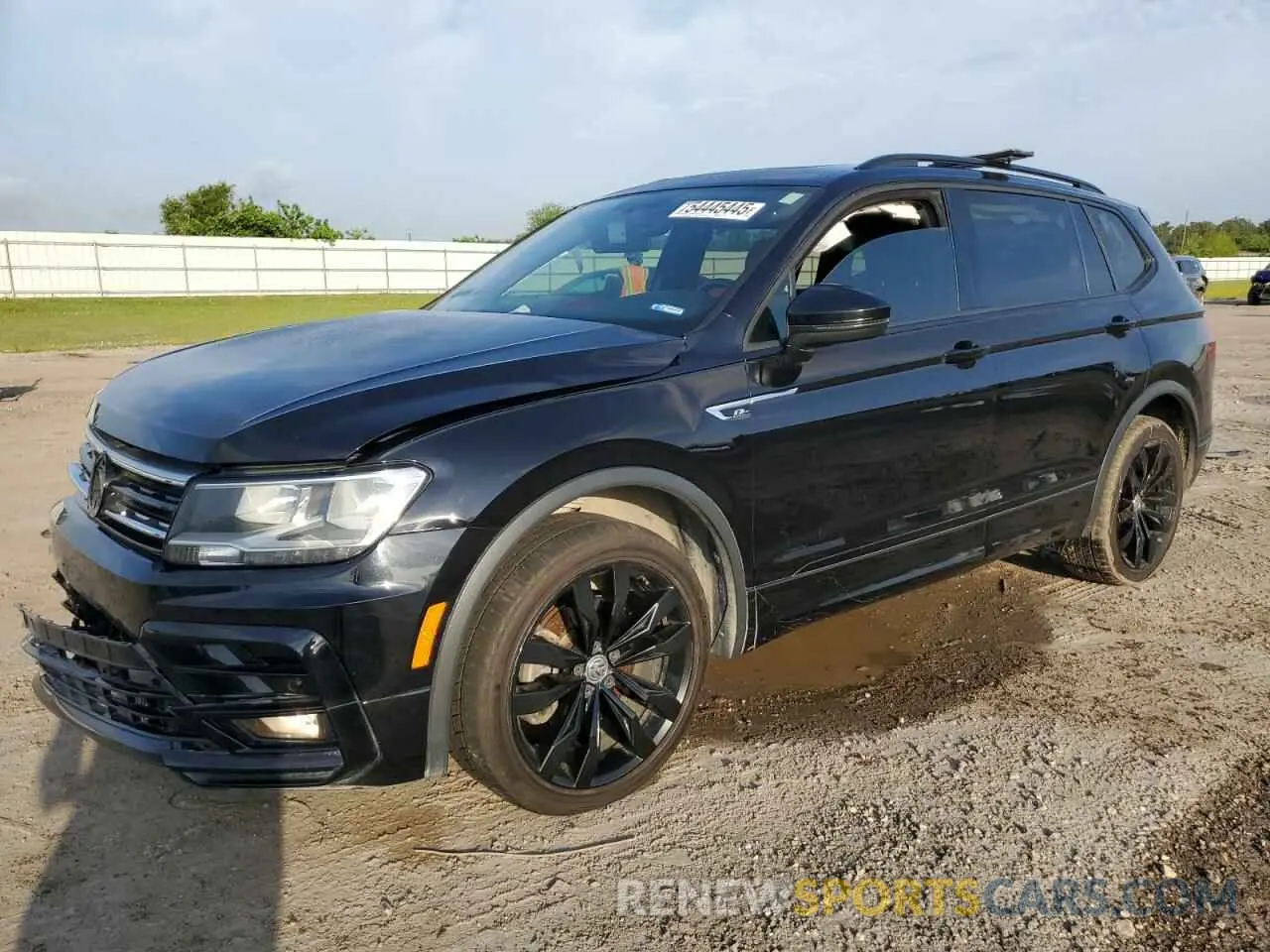 1 Photograph of a damaged car 3VV2B7AX5LM063766 VOLKSWAGEN TIGUAN 2020
