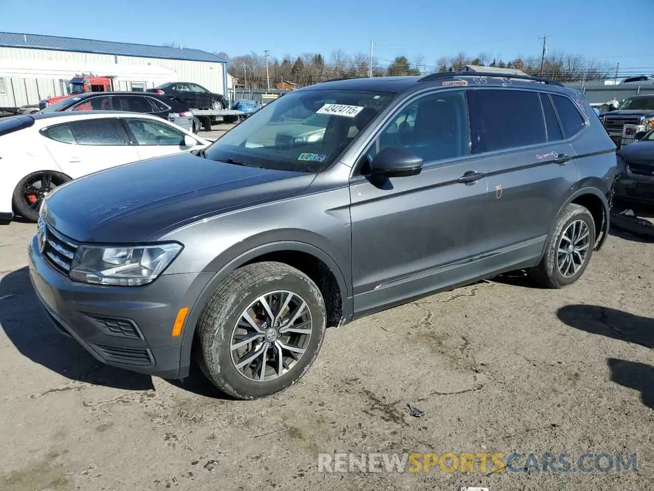 1 Photograph of a damaged car 3VV2B7AX6LM002622 VOLKSWAGEN TIGUAN 2020