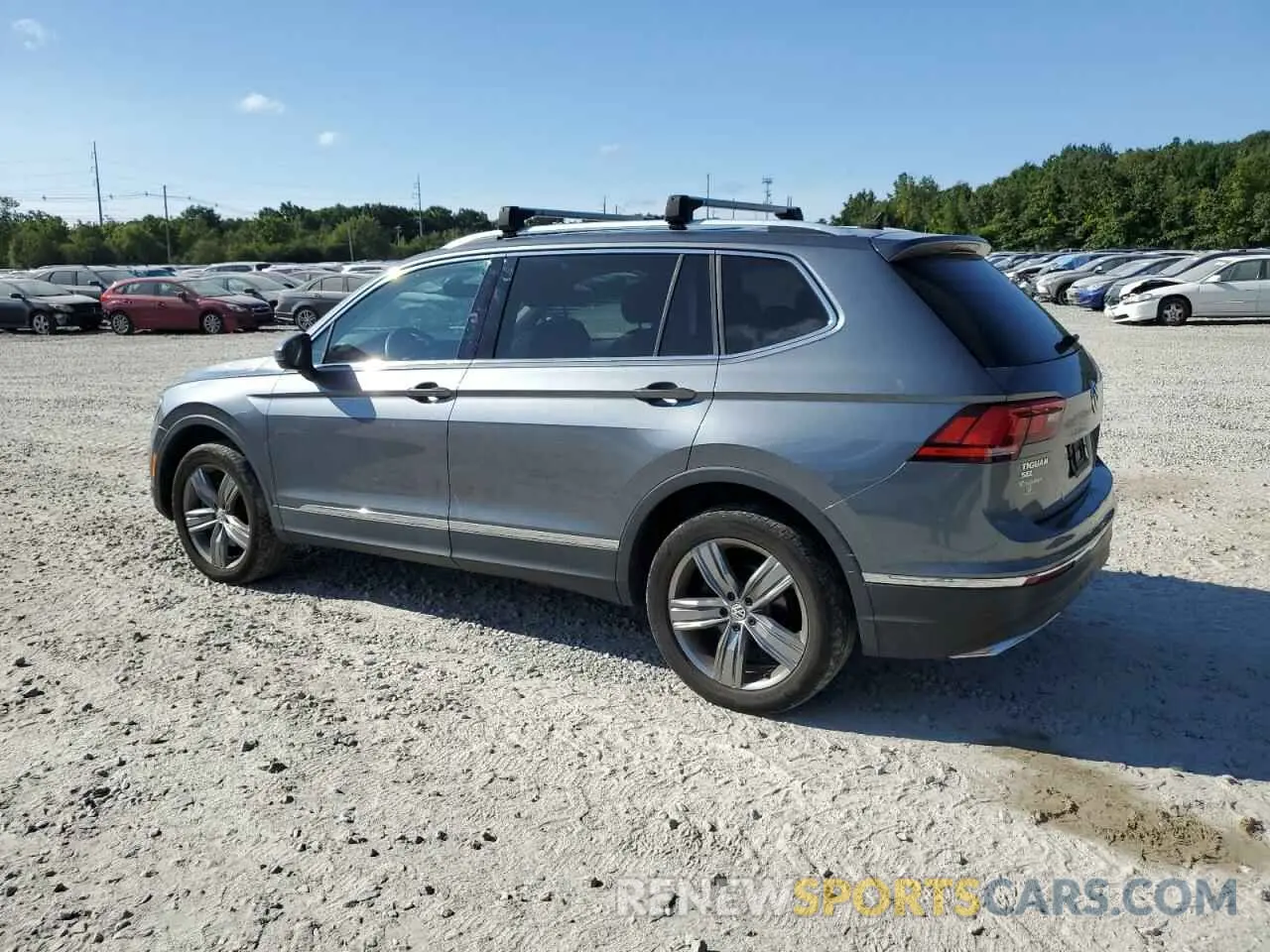 2 Photograph of a damaged car 3VV2B7AX6LM075862 VOLKSWAGEN TIGUAN 2020
