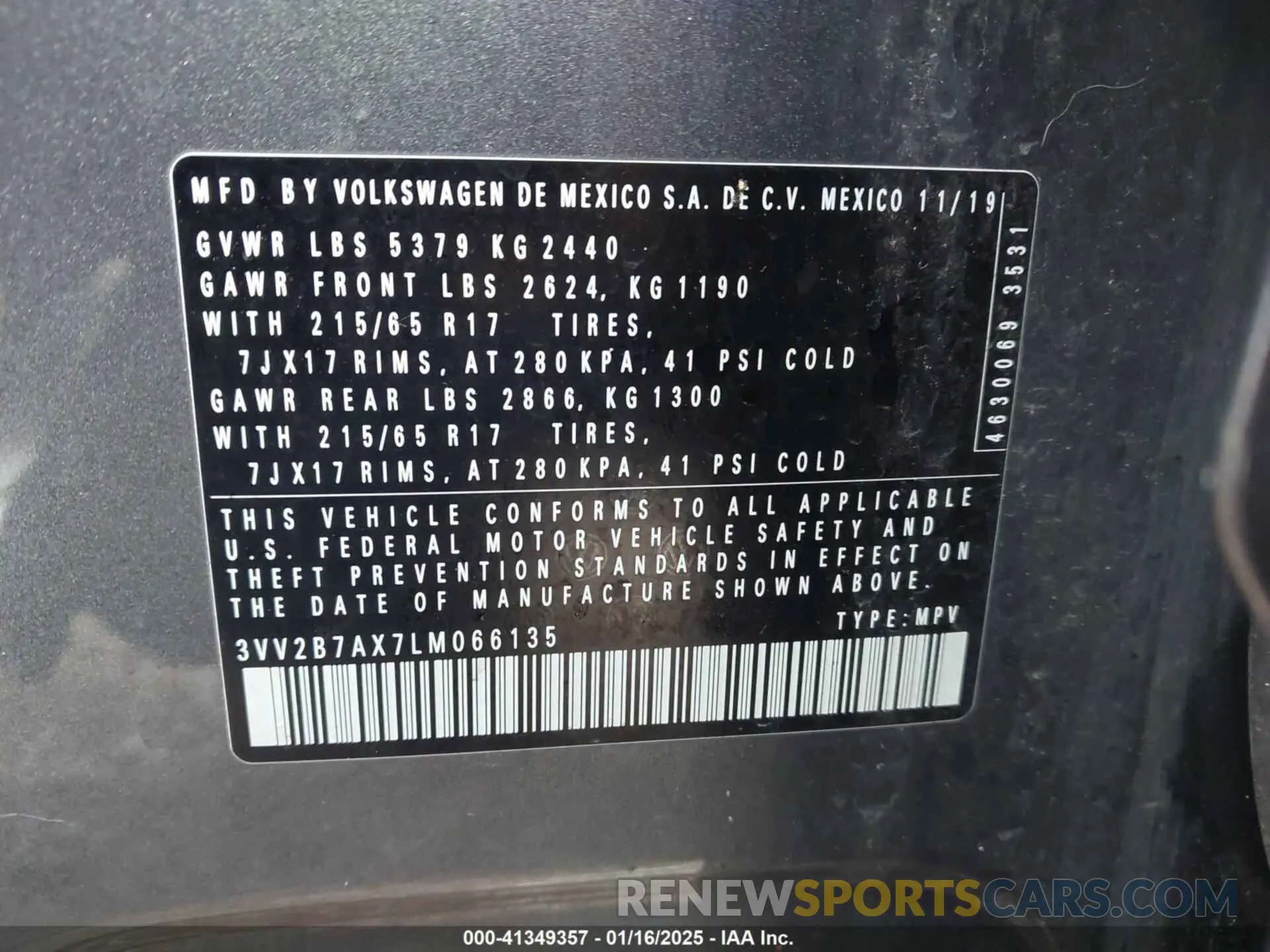 9 Photograph of a damaged car 3VV2B7AX7LM066135 VOLKSWAGEN TIGUAN 2020