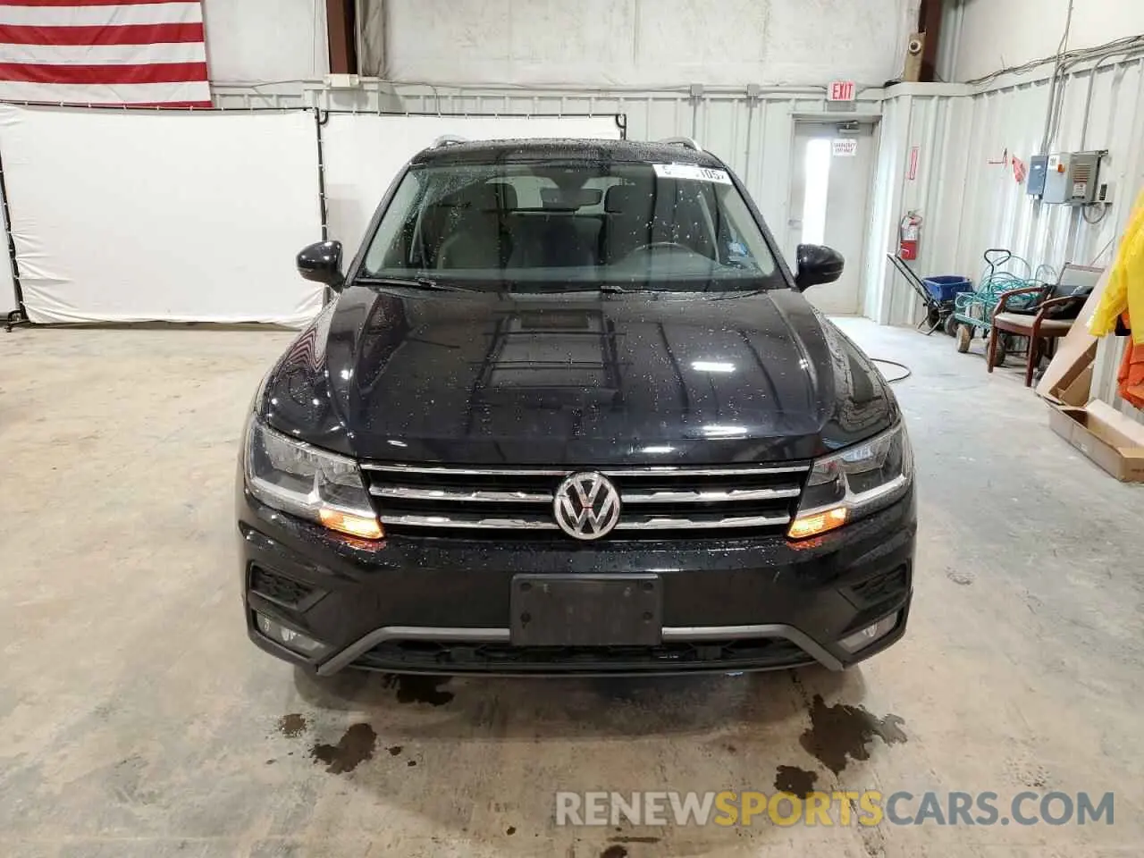 5 Photograph of a damaged car 3VV2B7AX8LM153929 VOLKSWAGEN TIGUAN 2020