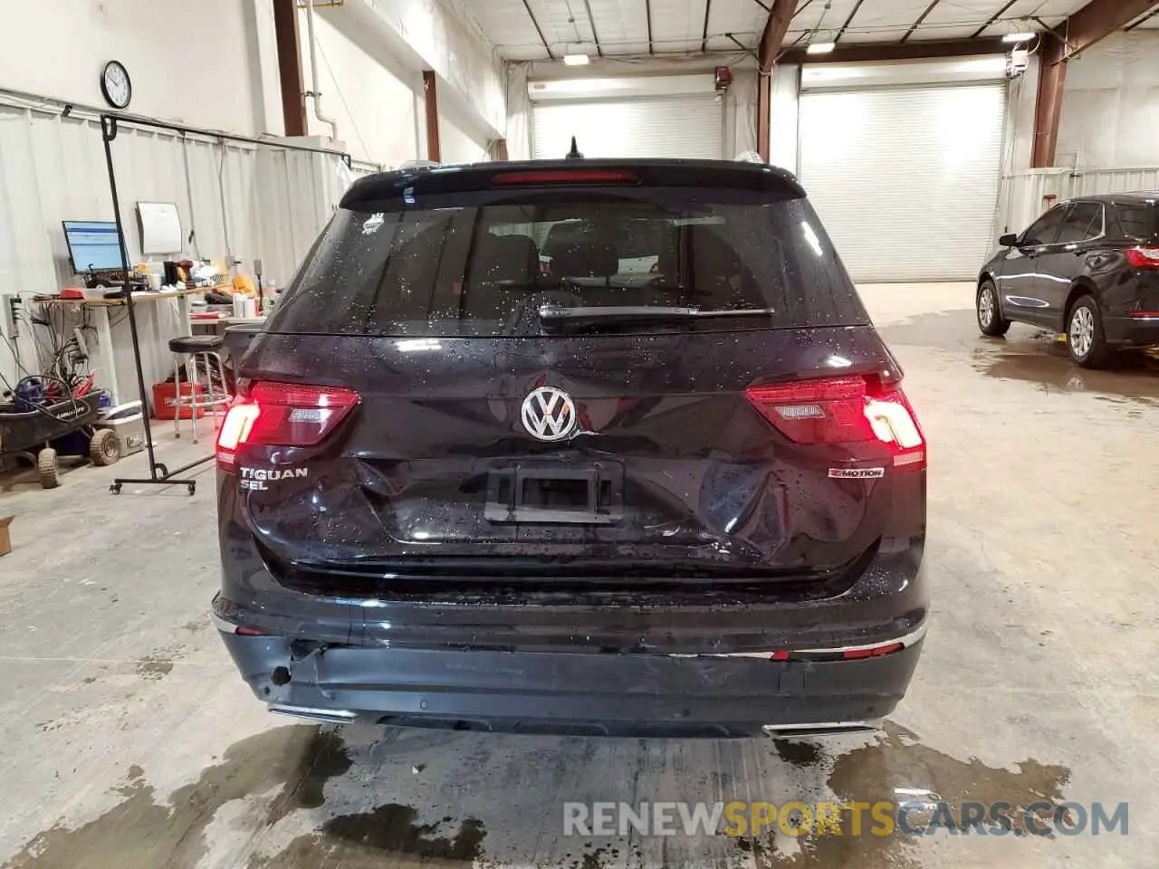 6 Photograph of a damaged car 3VV2B7AX8LM153929 VOLKSWAGEN TIGUAN 2020